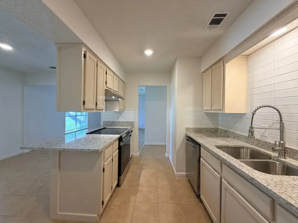 3807 William Street Sachse TX 75048