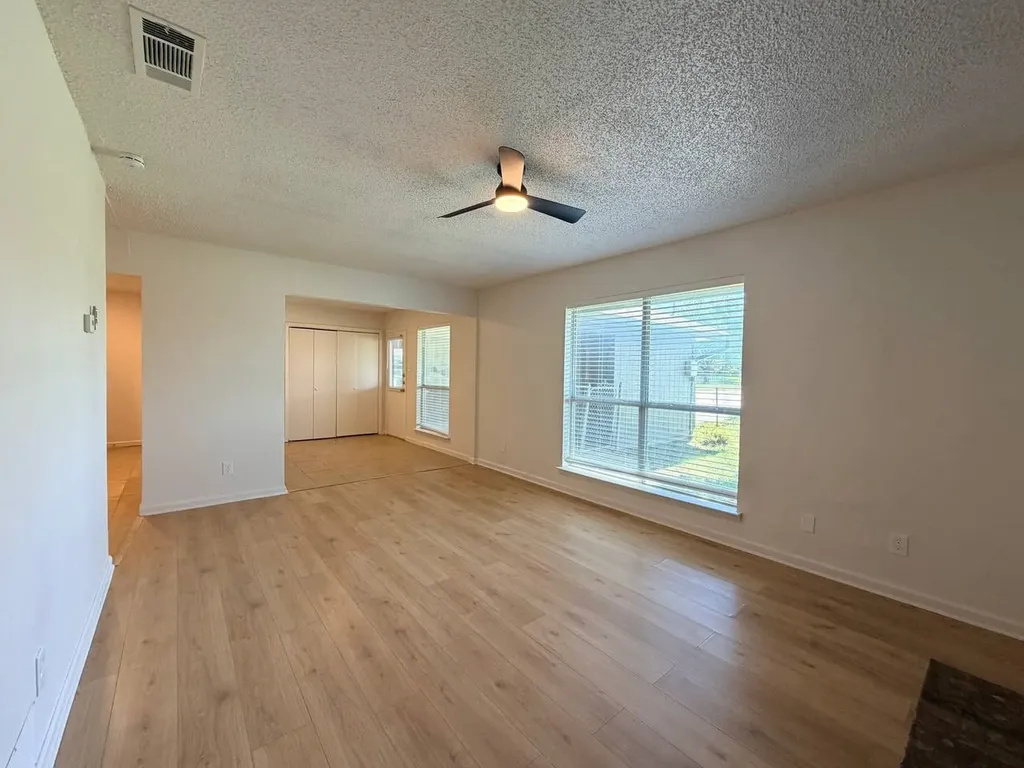 3807 William Street Sachse TX 75048