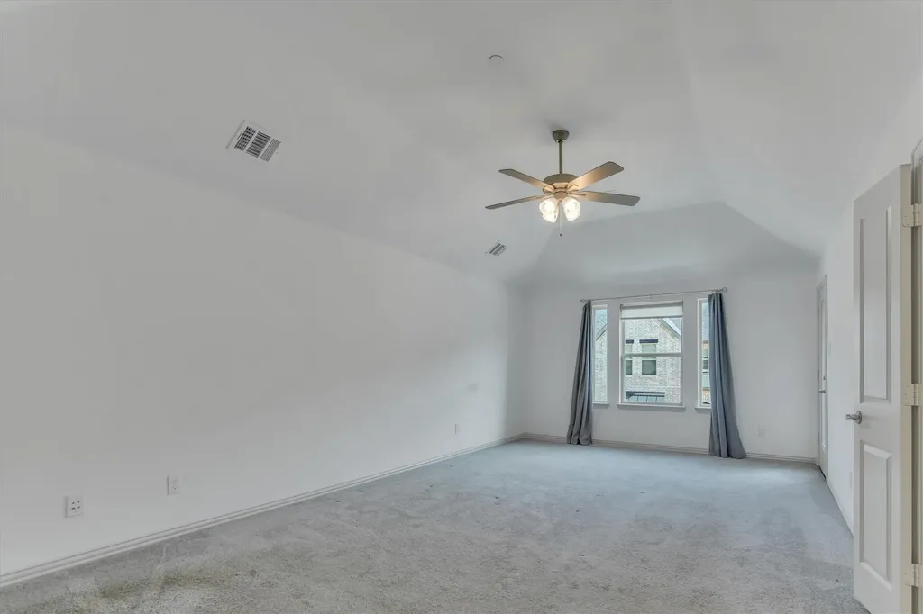 1900 Melinda Lane Farmers Branch TX 75234