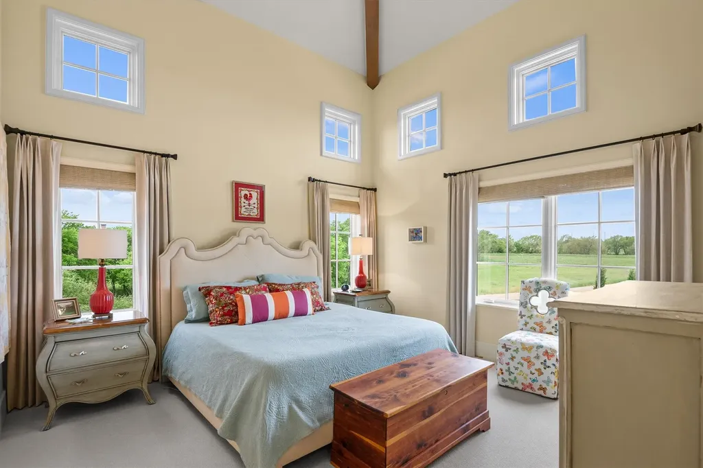 4101 Howard Road Waxahachie TX 75165