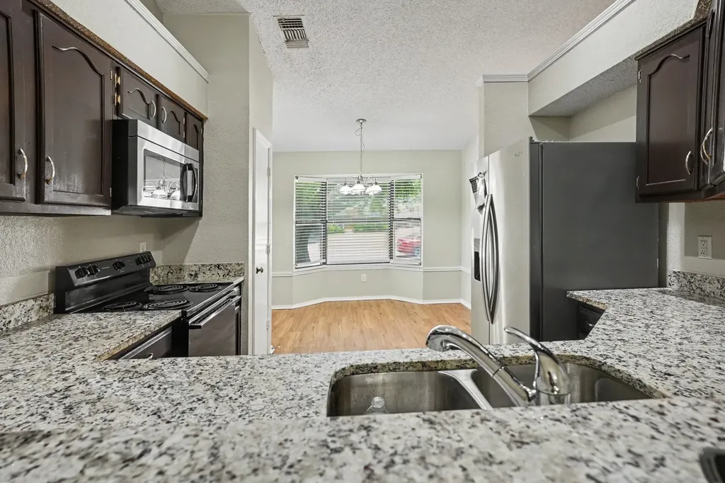 1022 Cedar Run Drive Duncanville TX 75137