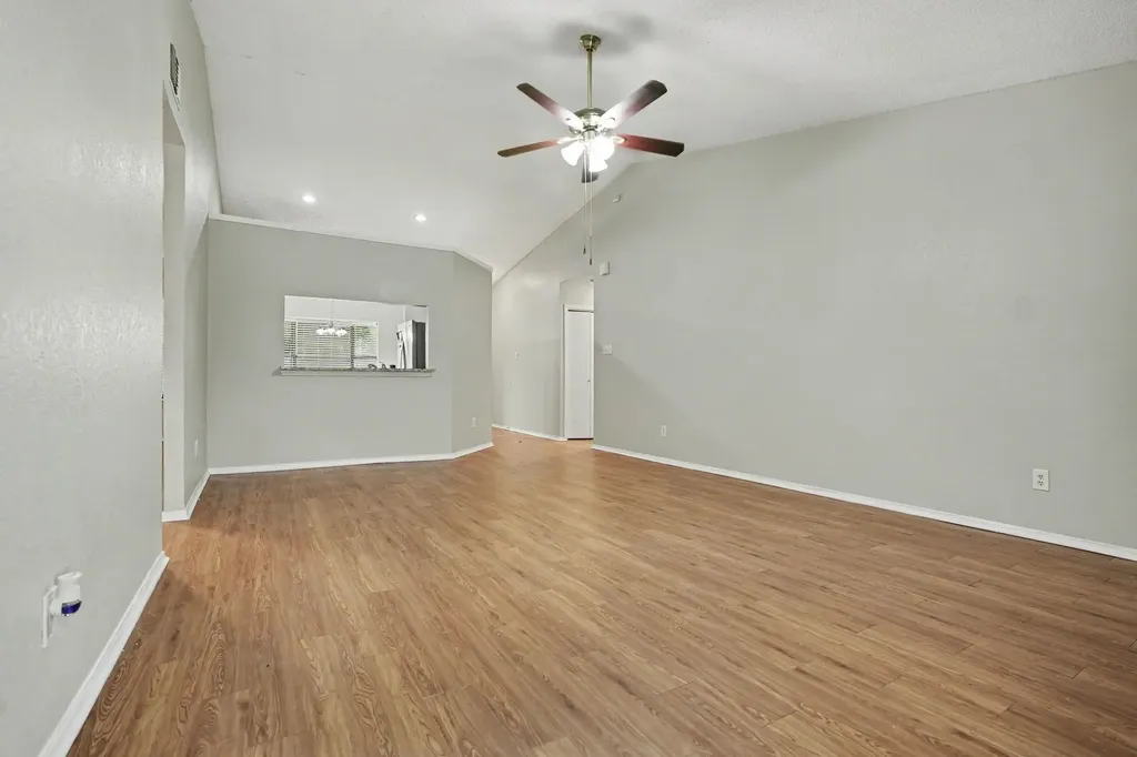 1022 Cedar Run Drive Duncanville TX 75137