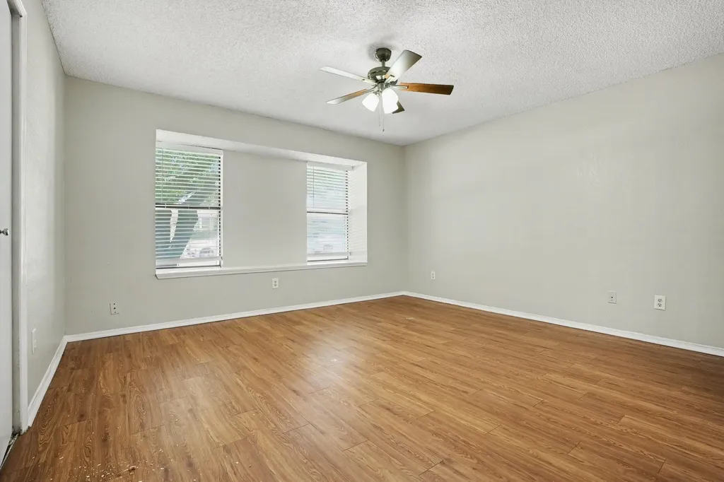 1022 Cedar Run Drive Duncanville TX 75137