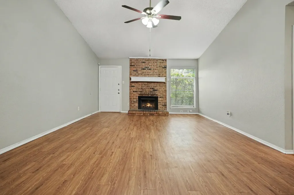 1022 Cedar Run Drive Duncanville TX 75137