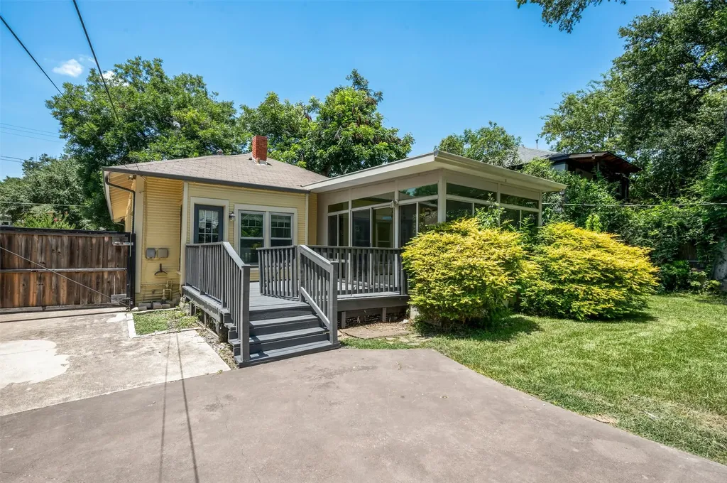5720 Tremont Street Dallas TX 75214