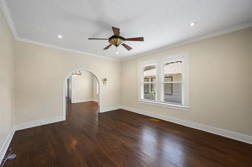 5720 Tremont Street Dallas TX 75214