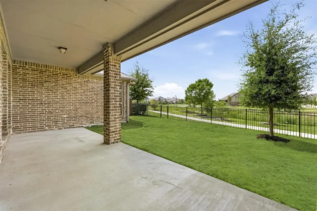 704 Corner Post Path Celina TX 75009