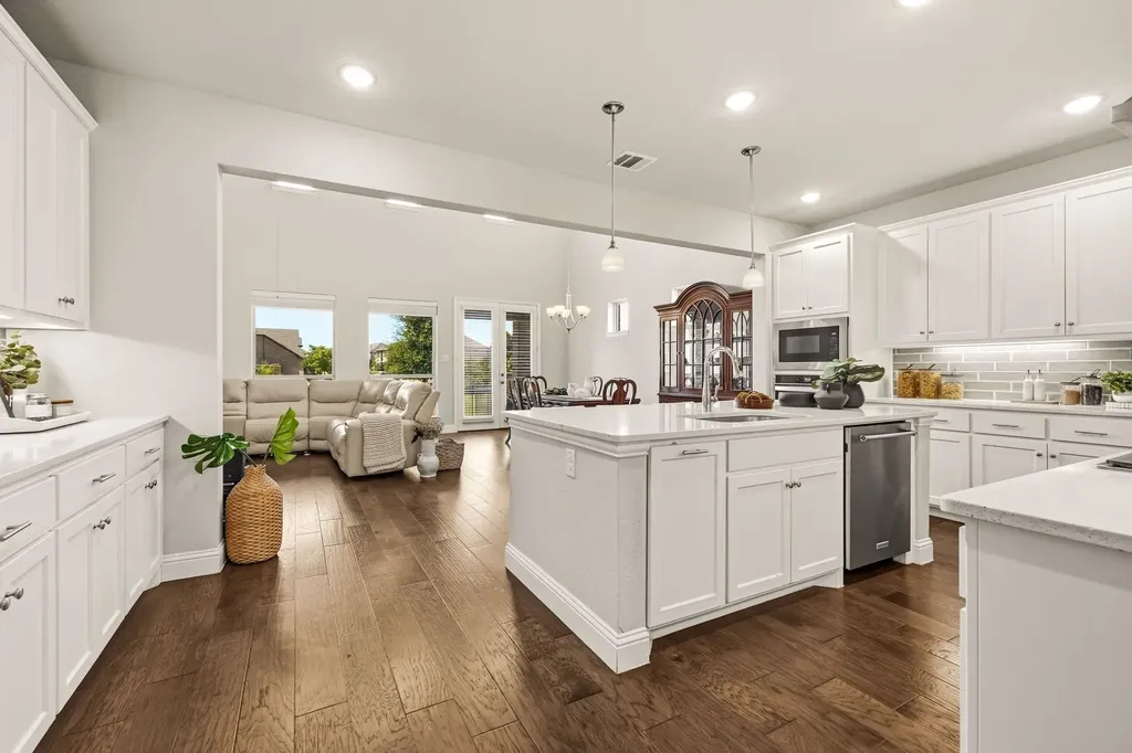 704 Corner Post Path Celina TX 75009