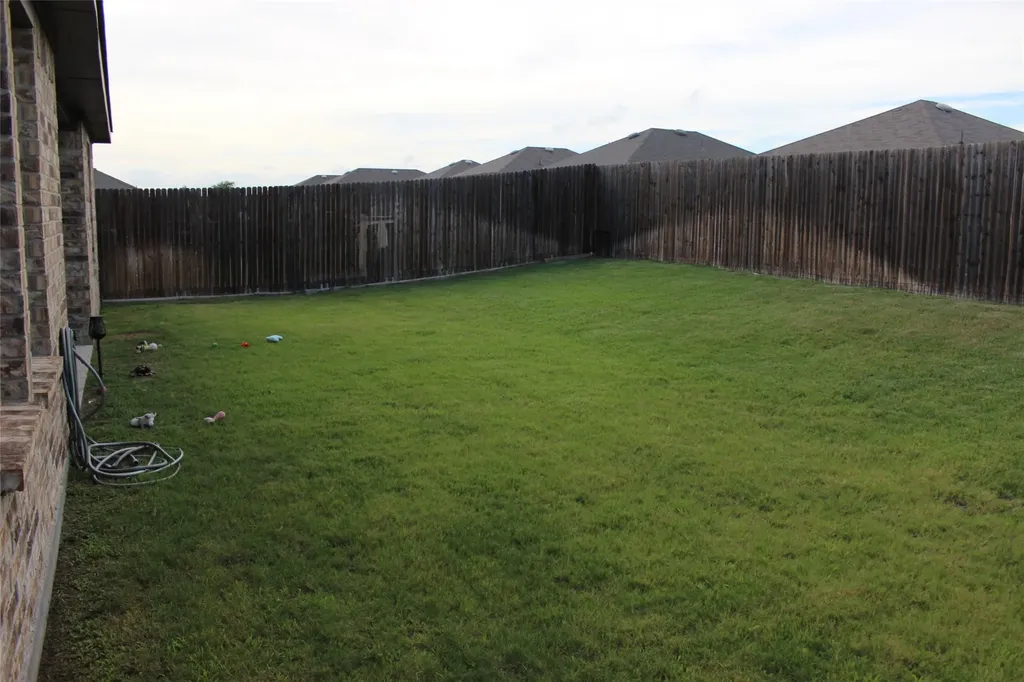 2416 Karnack Drive Forney TX 75126