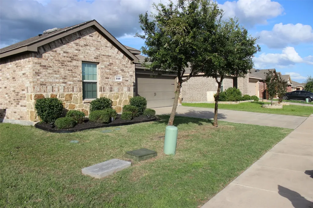 2416 Karnack Drive Forney TX 75126