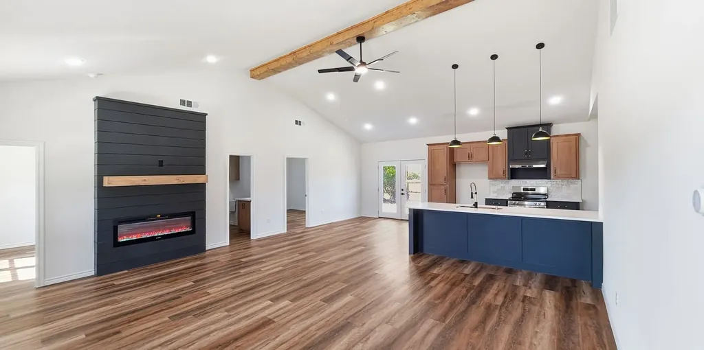 2310 Morningside Drive Granbury TX 76048