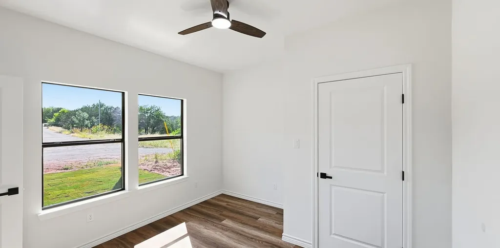2310 Morningside Drive Granbury TX 76048