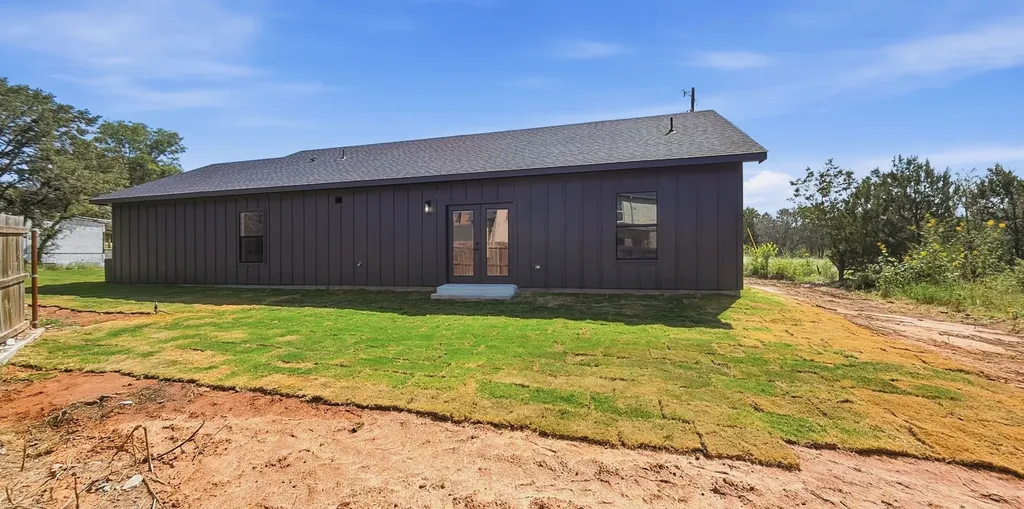 2310 Morningside Drive Granbury TX 76048