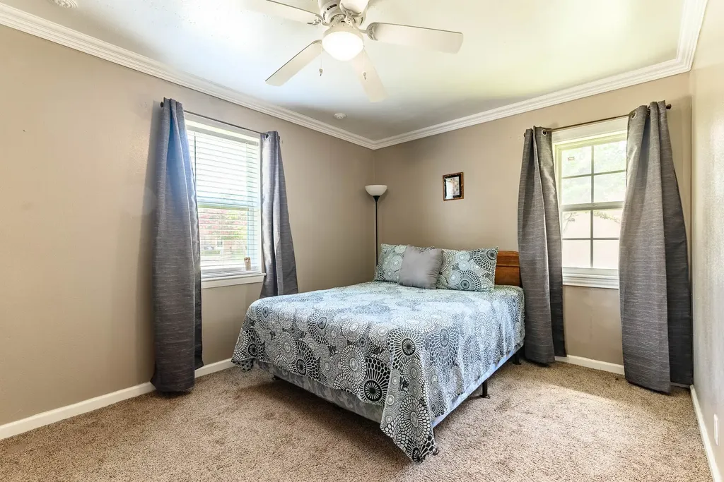 1106 Coronet Street Irving TX 75062