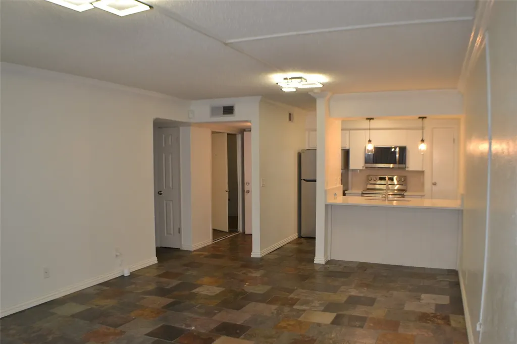 4859 Cedar Springs Road Dallas TX 75219