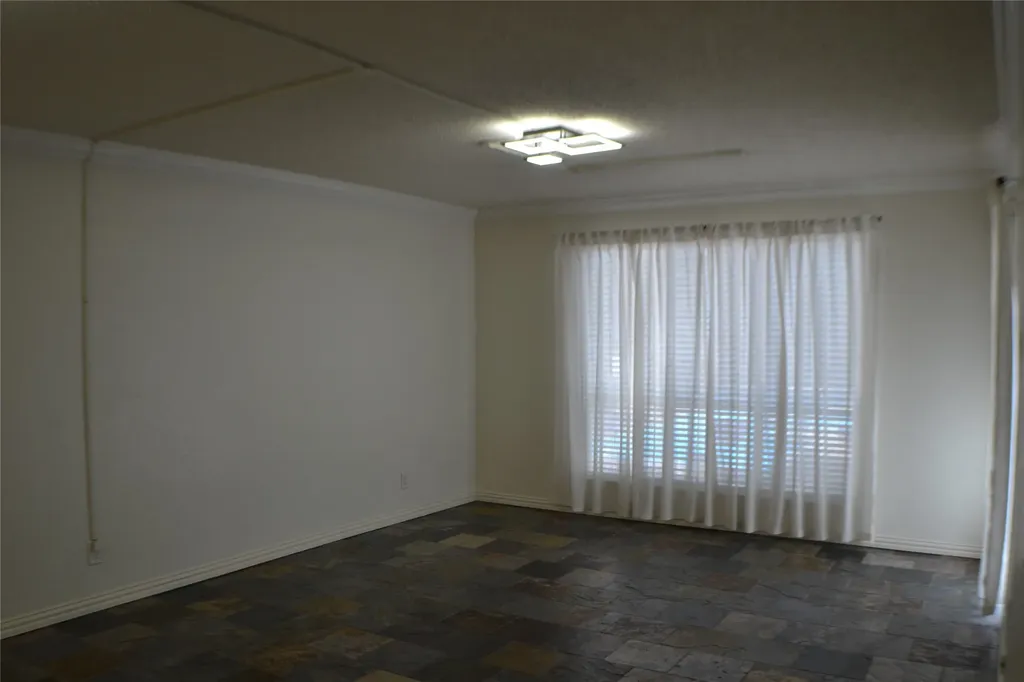 4859 Cedar Springs Road Dallas TX 75219