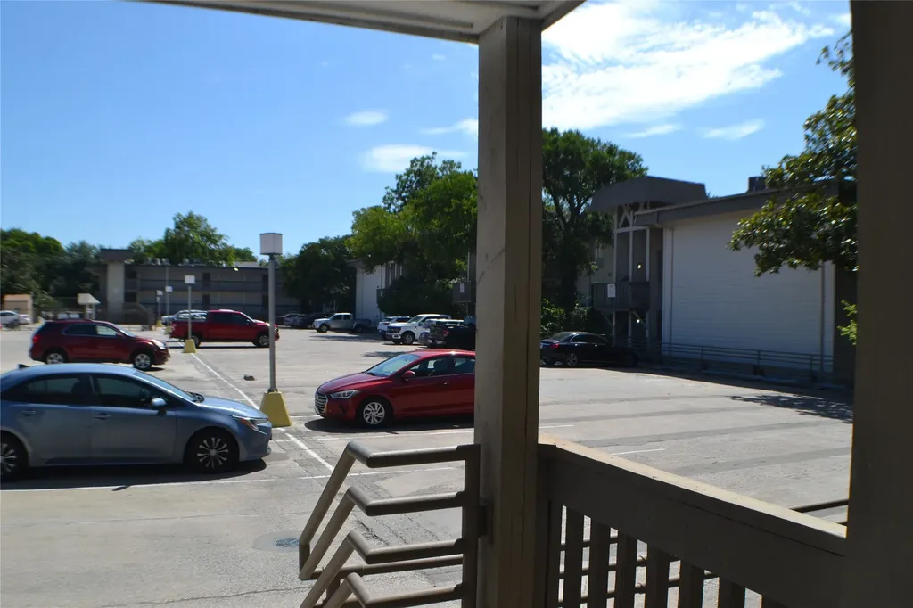 4859 Cedar Springs Road Dallas TX 75219