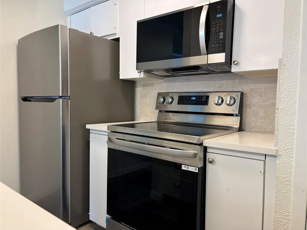 4859 Cedar Springs Road Dallas TX 75219