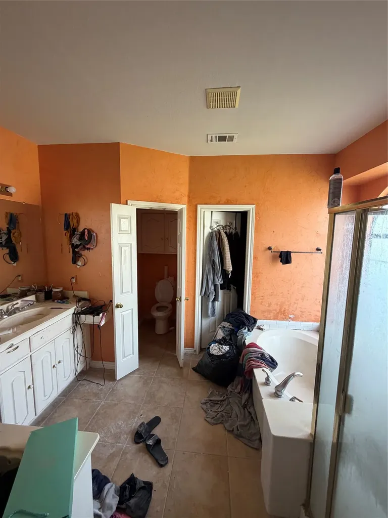 307 Fort Edward Drive Arlington TX 76002