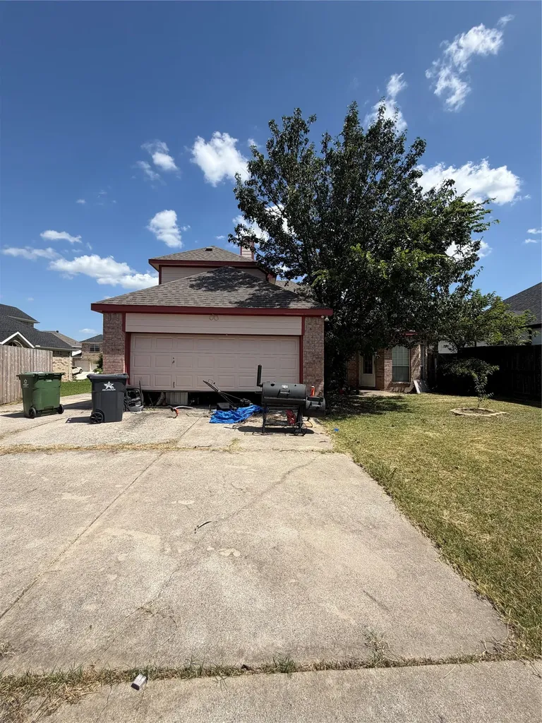 307 Fort Edward Drive Arlington TX 76002