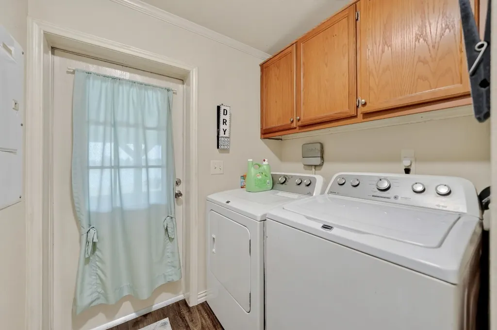 1465 County Road 3690 Paradise TX 76073