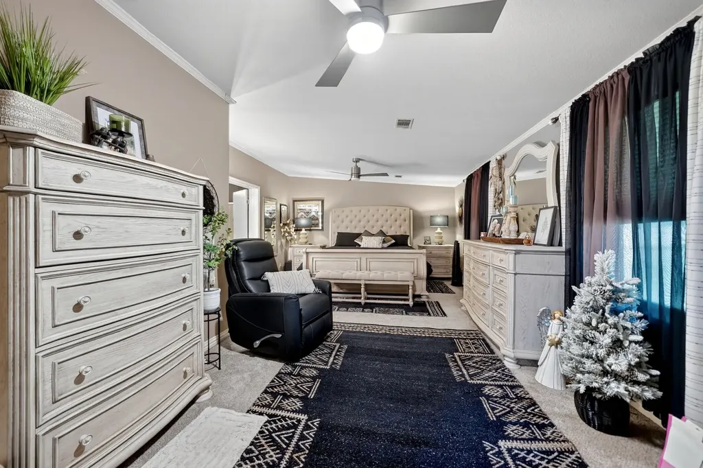 1465 County Road 3690 Paradise TX 76073