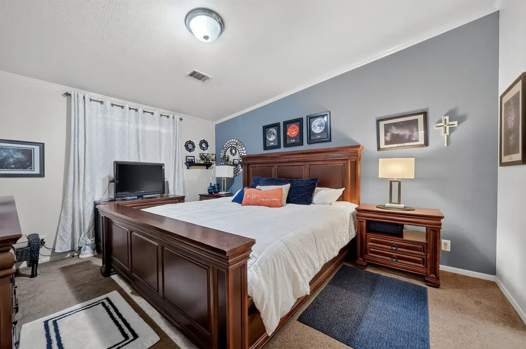 1465 County Road 3690 Paradise TX 76073
