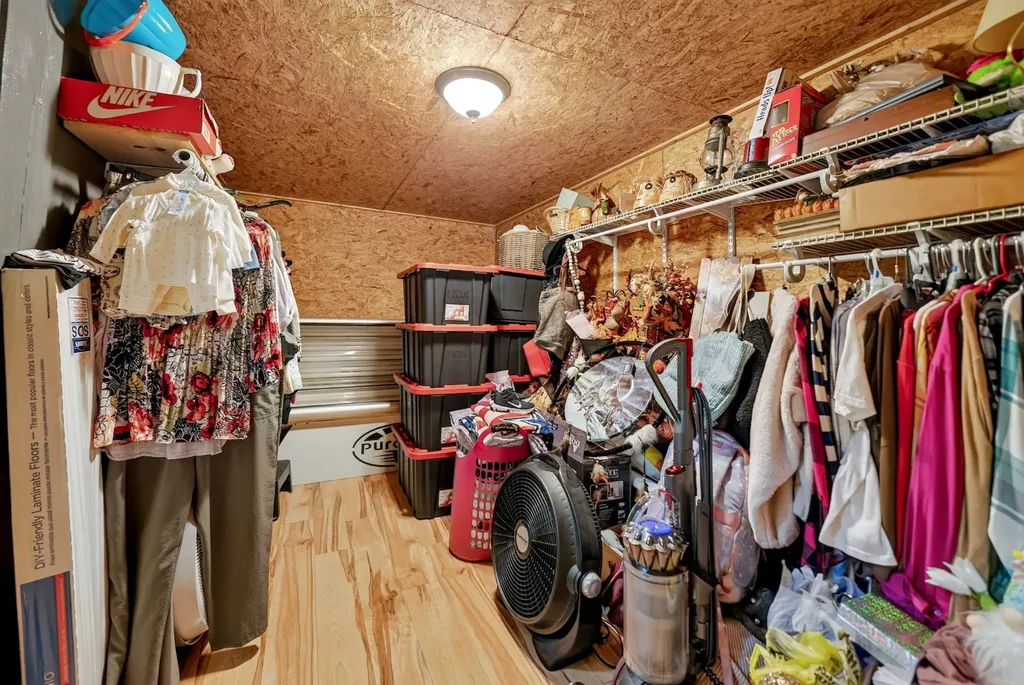 1465 County Road 3690 Paradise TX 76073