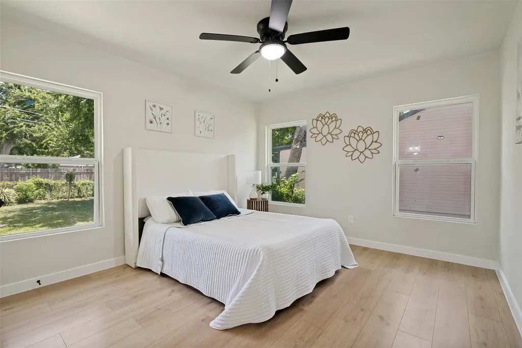 1302 Marion Drive Garland TX 75042