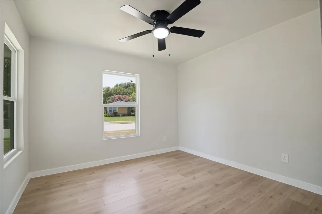 1302 Marion Drive Garland TX 75042