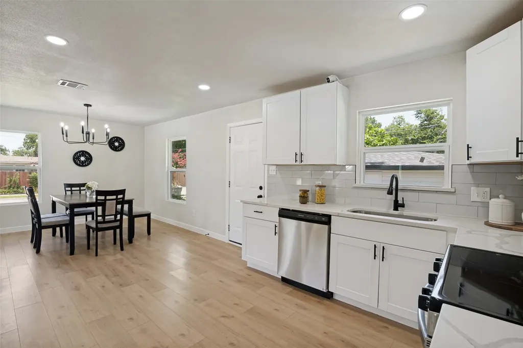 1302 Marion Drive Garland TX 75042