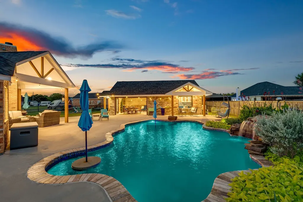 107 Lemley Drive Heath TX 75032