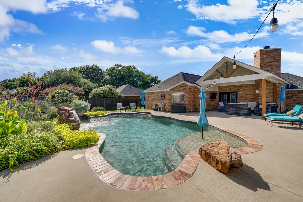 107 Lemley Drive Heath TX 75032