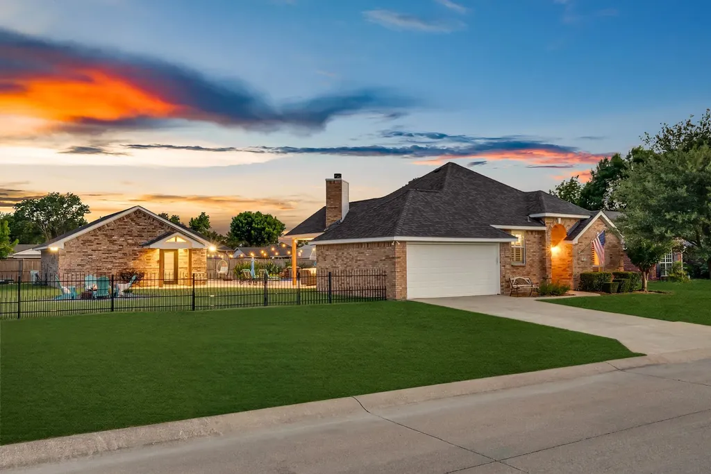 107 Lemley Drive Heath TX 75032