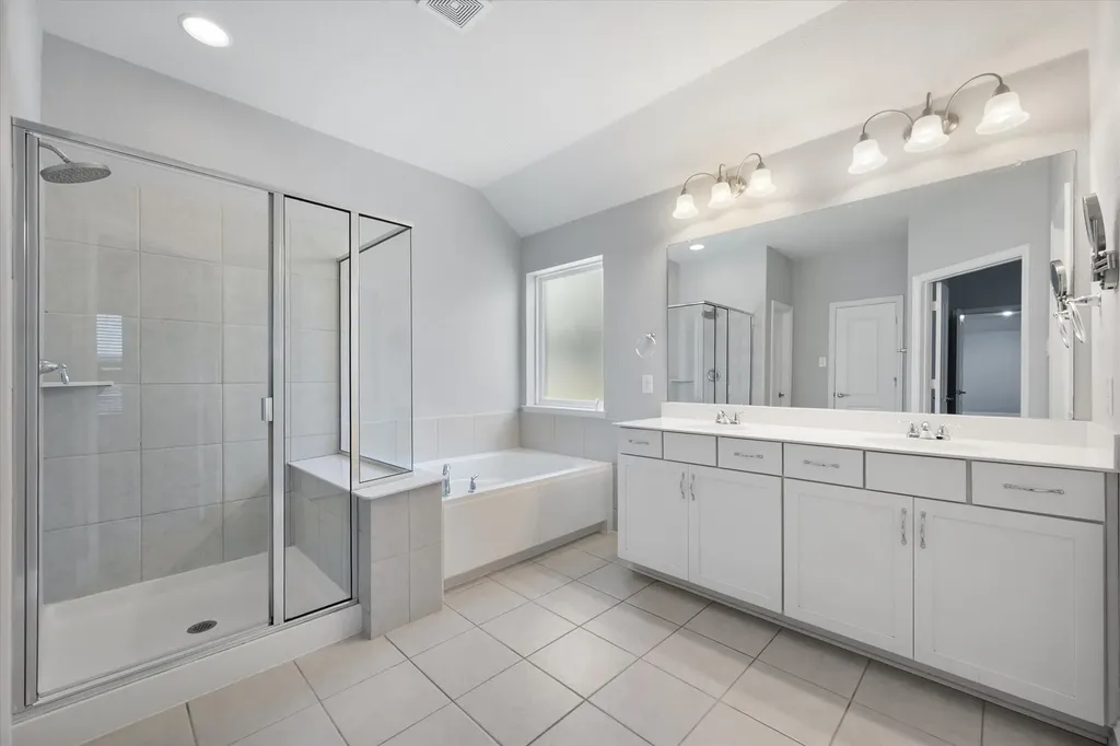 7304 Lowline Drive Fort Worth TX 76131