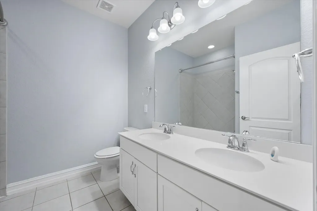 7304 Lowline Drive Fort Worth TX 76131