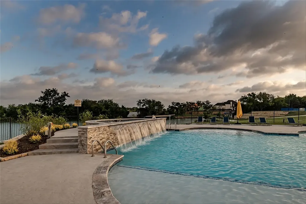 4011 Yellow Jasmine Lane Heath TX 75126