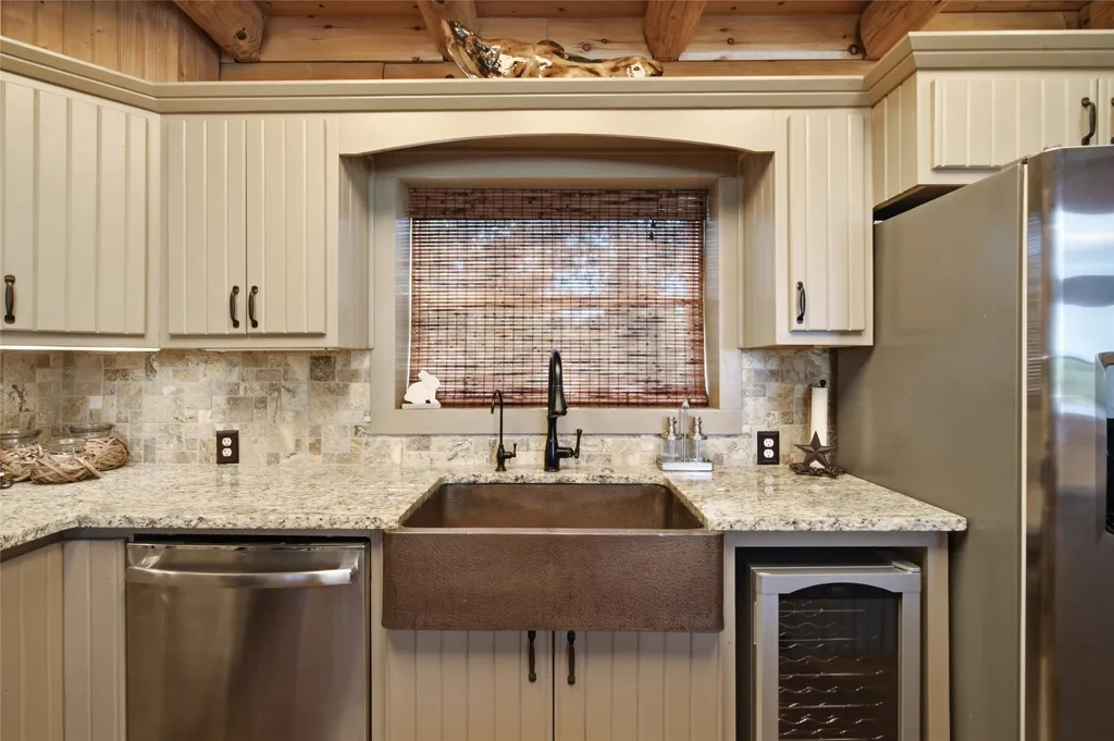 175 Private Road 3708 Paradise TX 76073