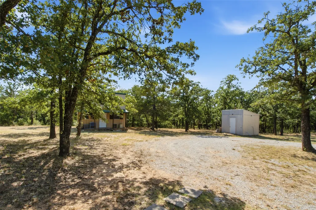 175 Private Road 3708 Paradise TX 76073