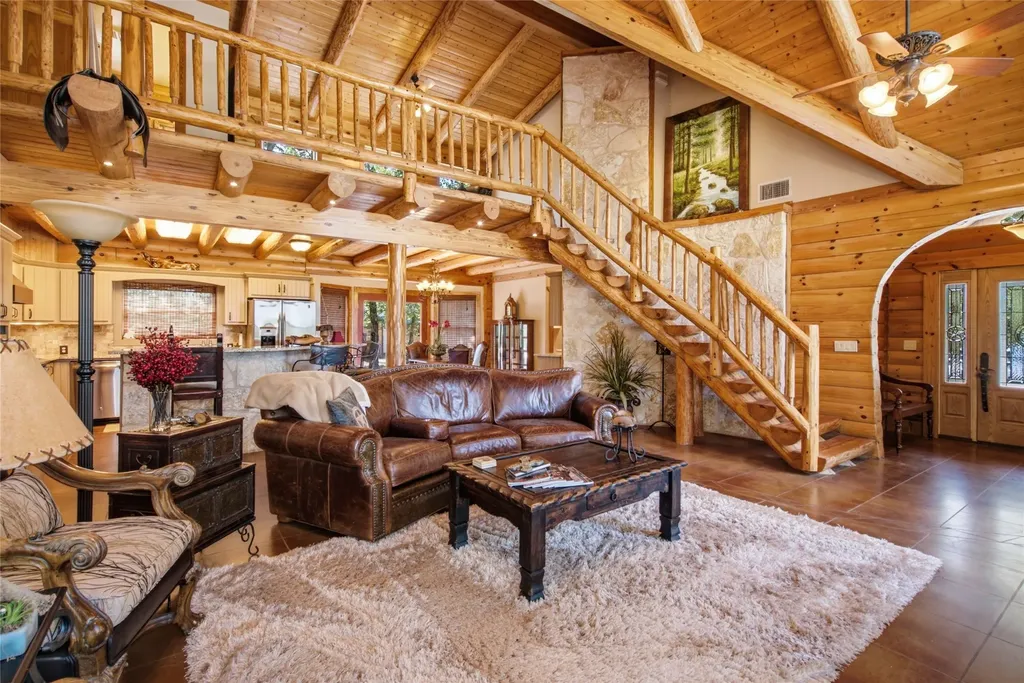 175 Private Road 3708 Paradise TX 76073