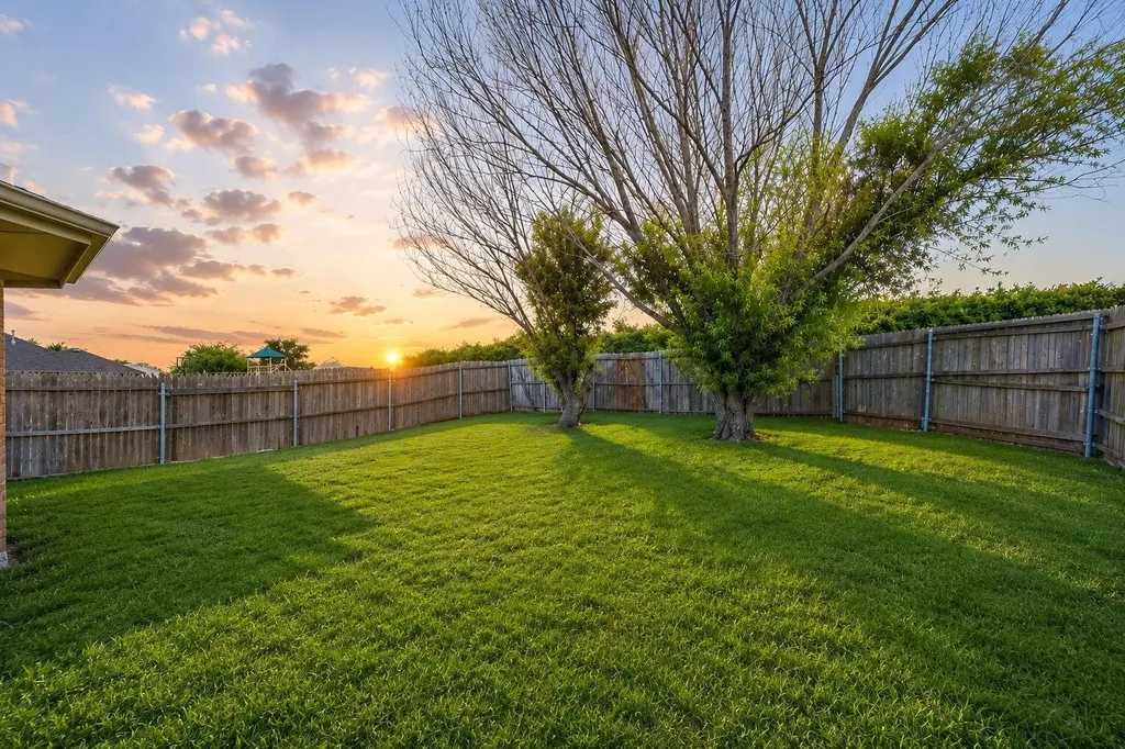 1951 Harvester Drive Rockwall TX 75032