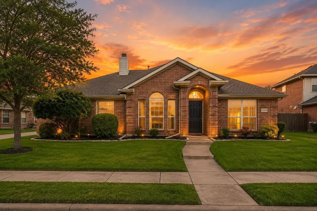 1951 Harvester Drive Rockwall TX 75032