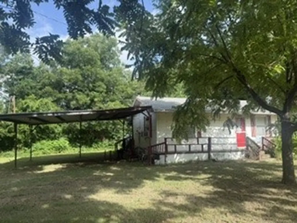 5863 Fm 895 Lake Creek TX 75450