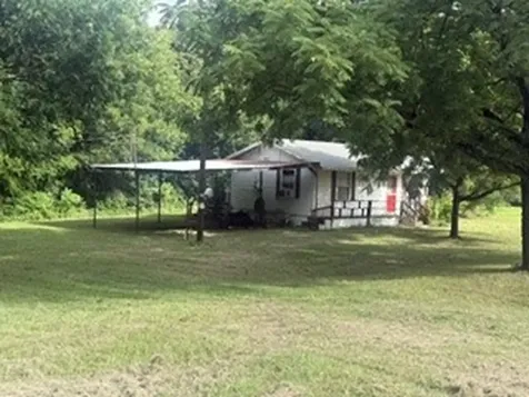 5863 Fm 895 Lake Creek TX 75450