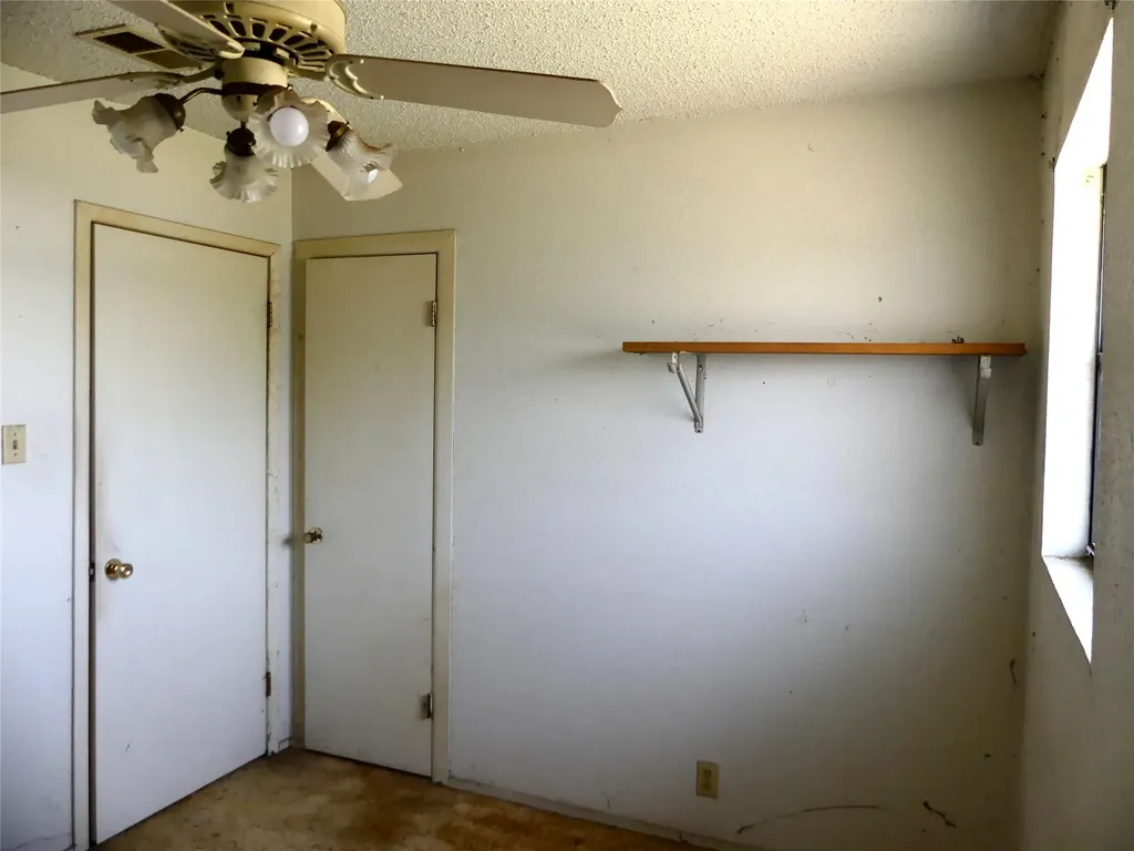5324 Parker Henderson Road Fort Worth TX 76119