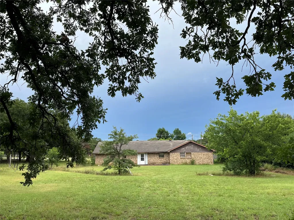5324 Parker Henderson Road Fort Worth TX 76119