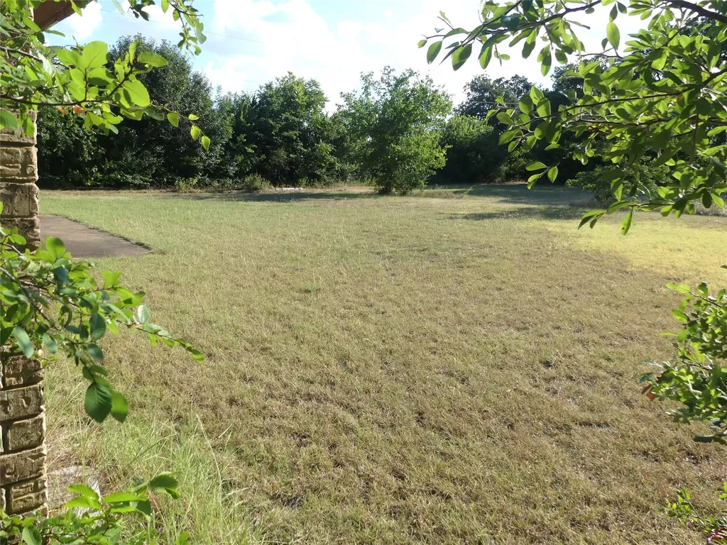 5324 Parker Henderson Road Fort Worth TX 76119