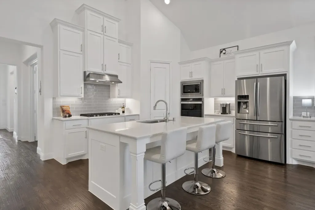 8260 Halifax The Colony TX 75056