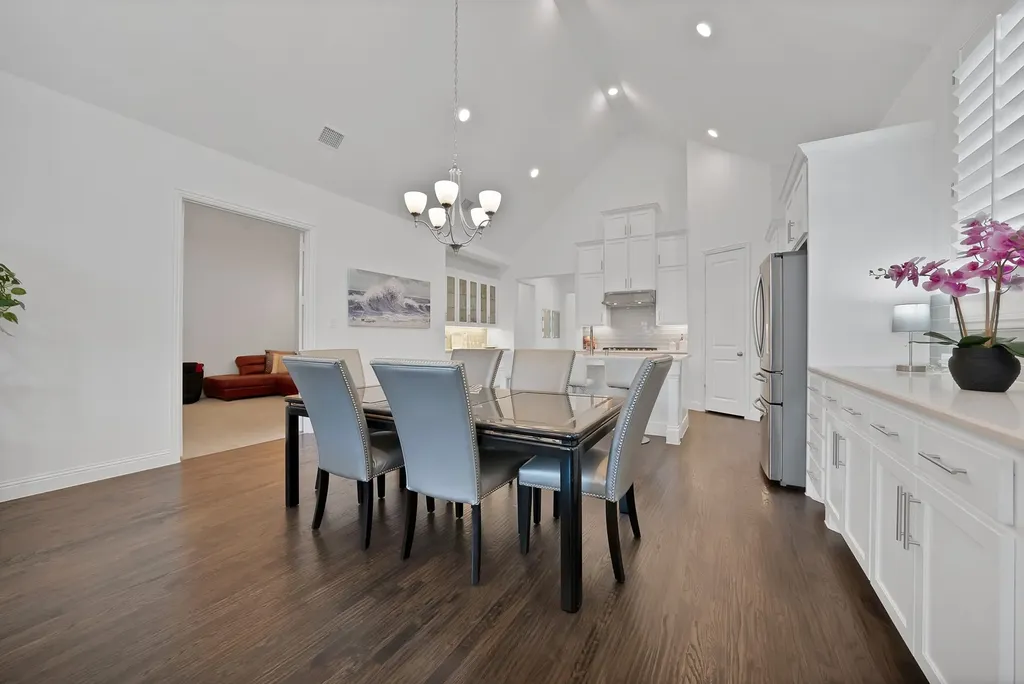 8260 Halifax The Colony TX 75056