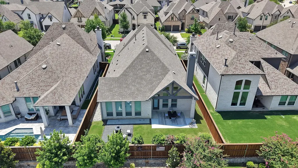 8260 Halifax The Colony TX 75056